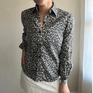 Lauren Ralph Lauren Gray Leopard Cheetah Button Down mob wife y2k 90s neutral